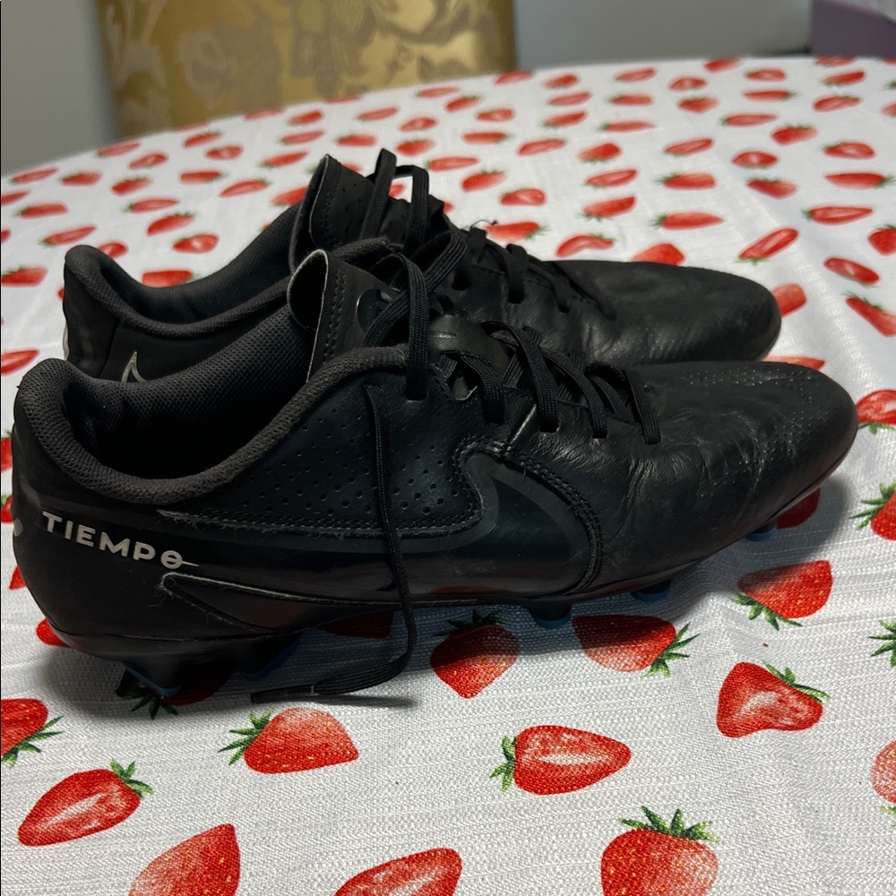 Nike Tiempo Black Men's Athletic Shoes